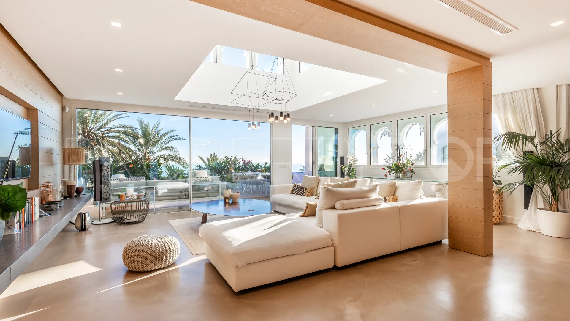 Penthouse with 3 bedrooms for sale in El Oasis Club