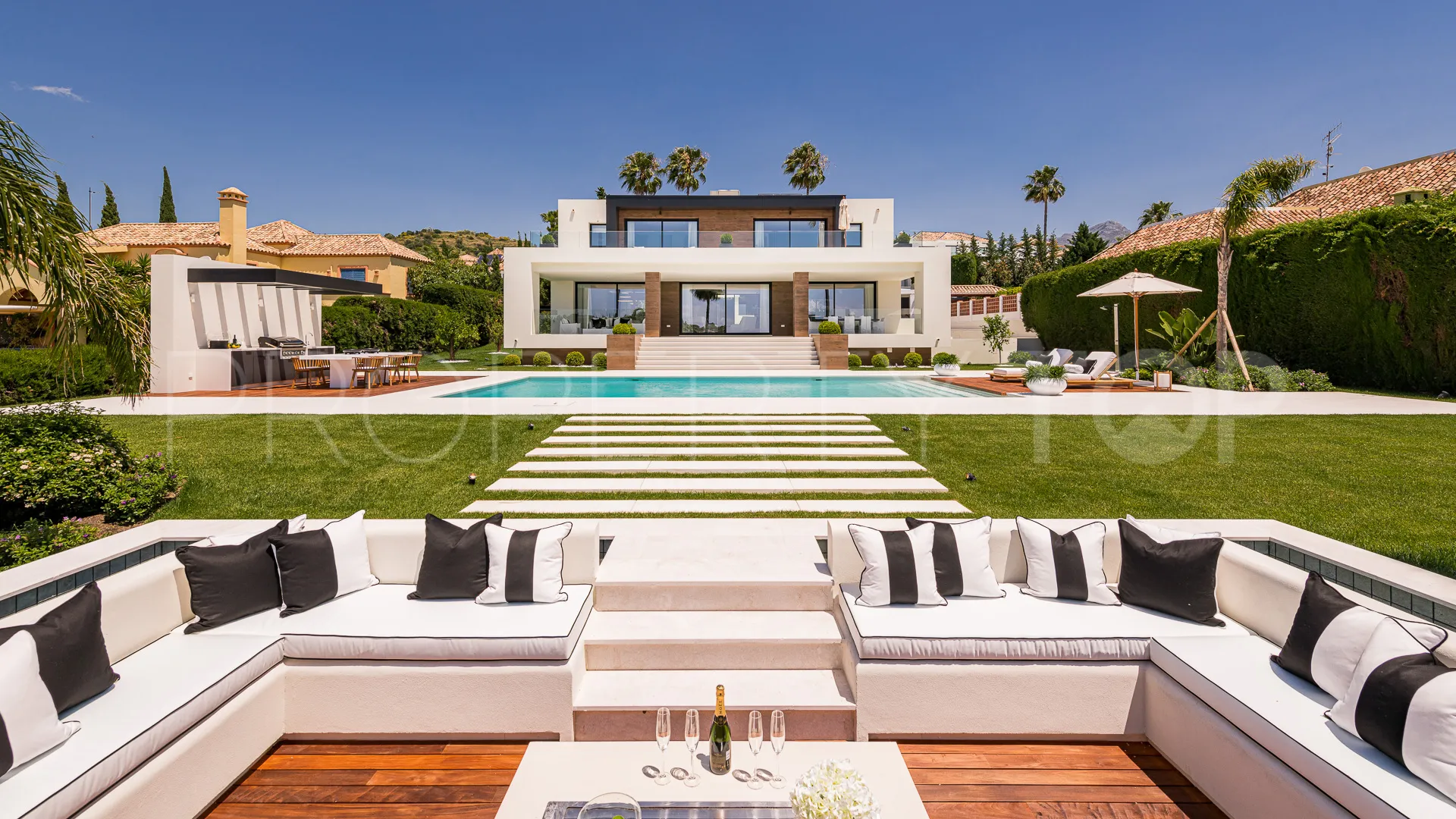 Marbella villa for sale