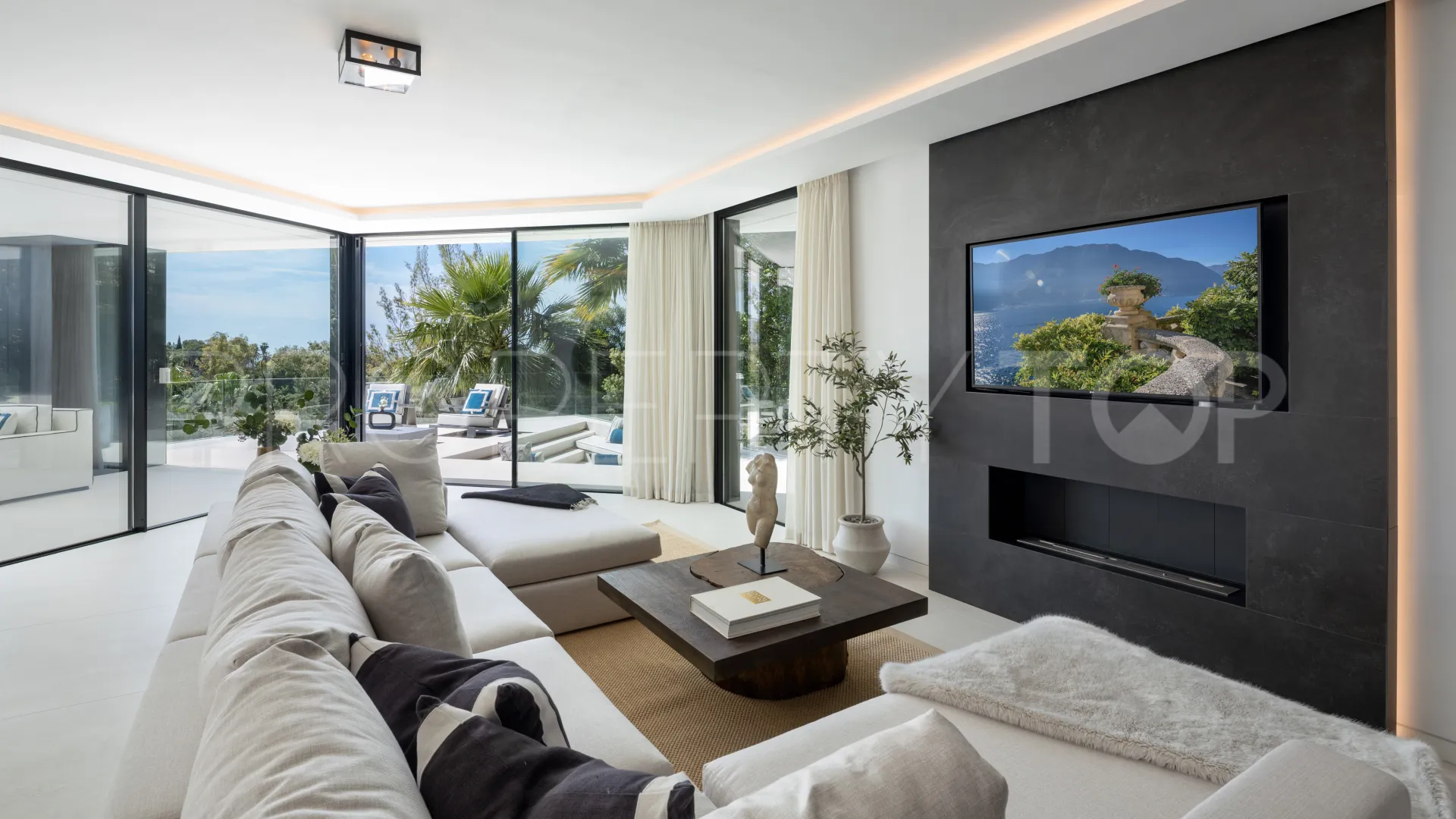 Villa with 5 bedrooms for sale in Benahavis