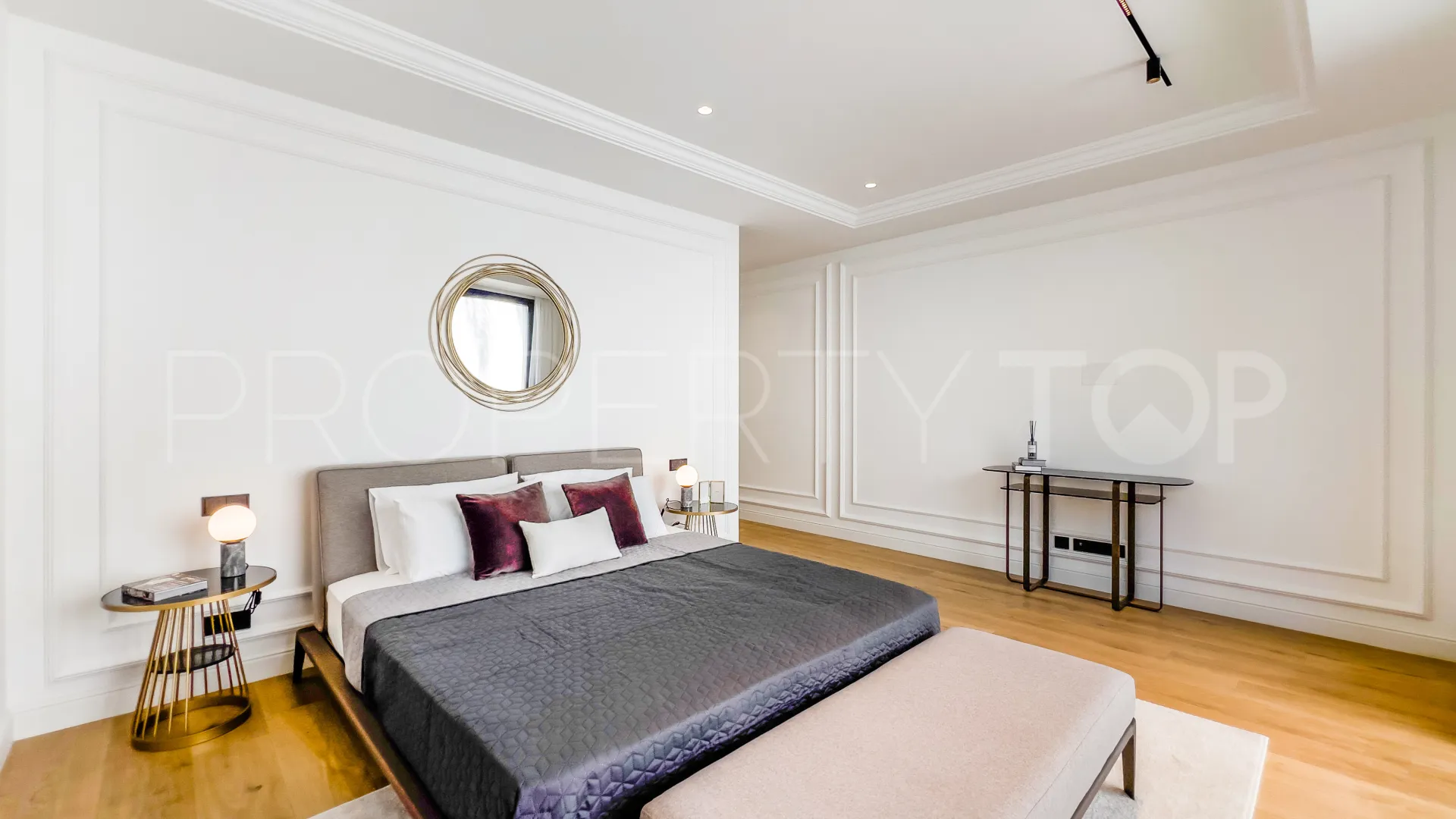 Marbella Golden Mile 6 bedrooms villa for sale