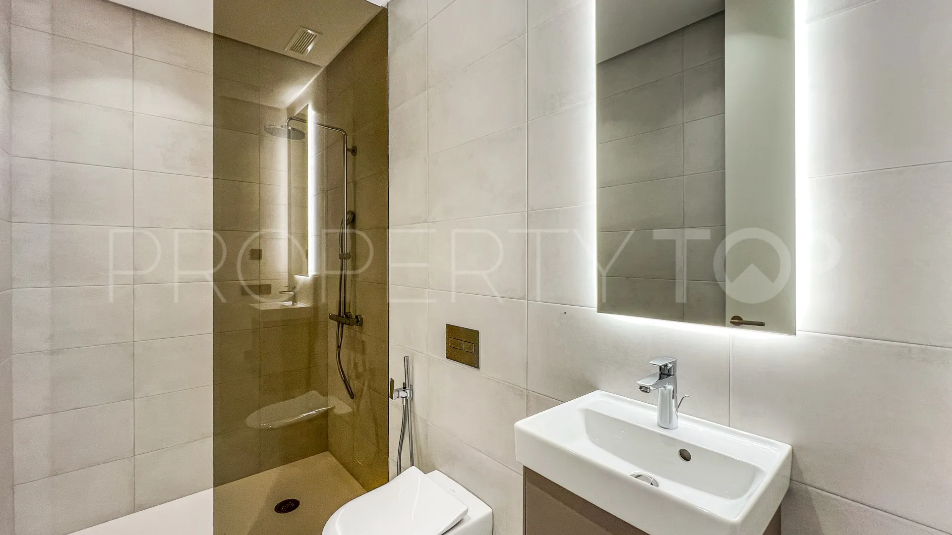 Marbella Golden Mile 6 bedrooms villa for sale