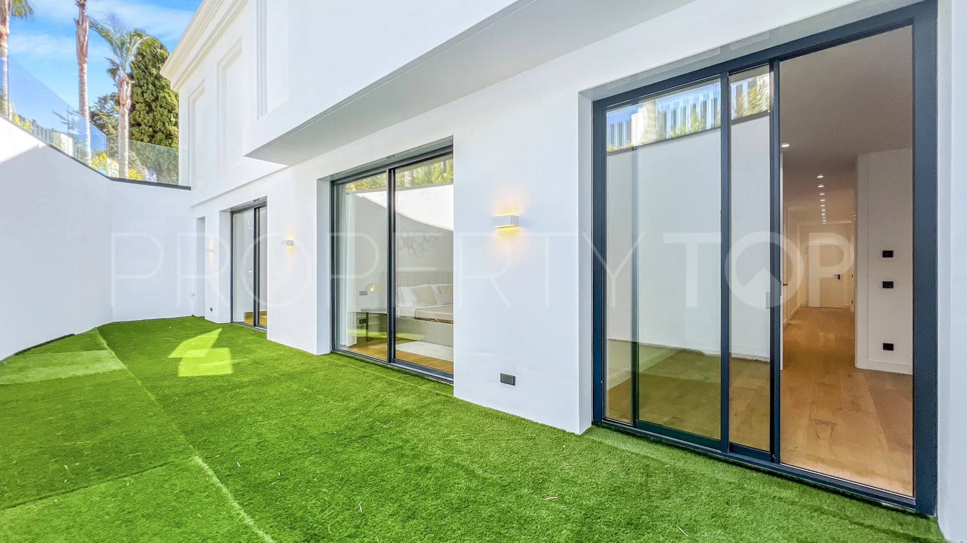 Marbella Golden Mile 6 bedrooms villa for sale