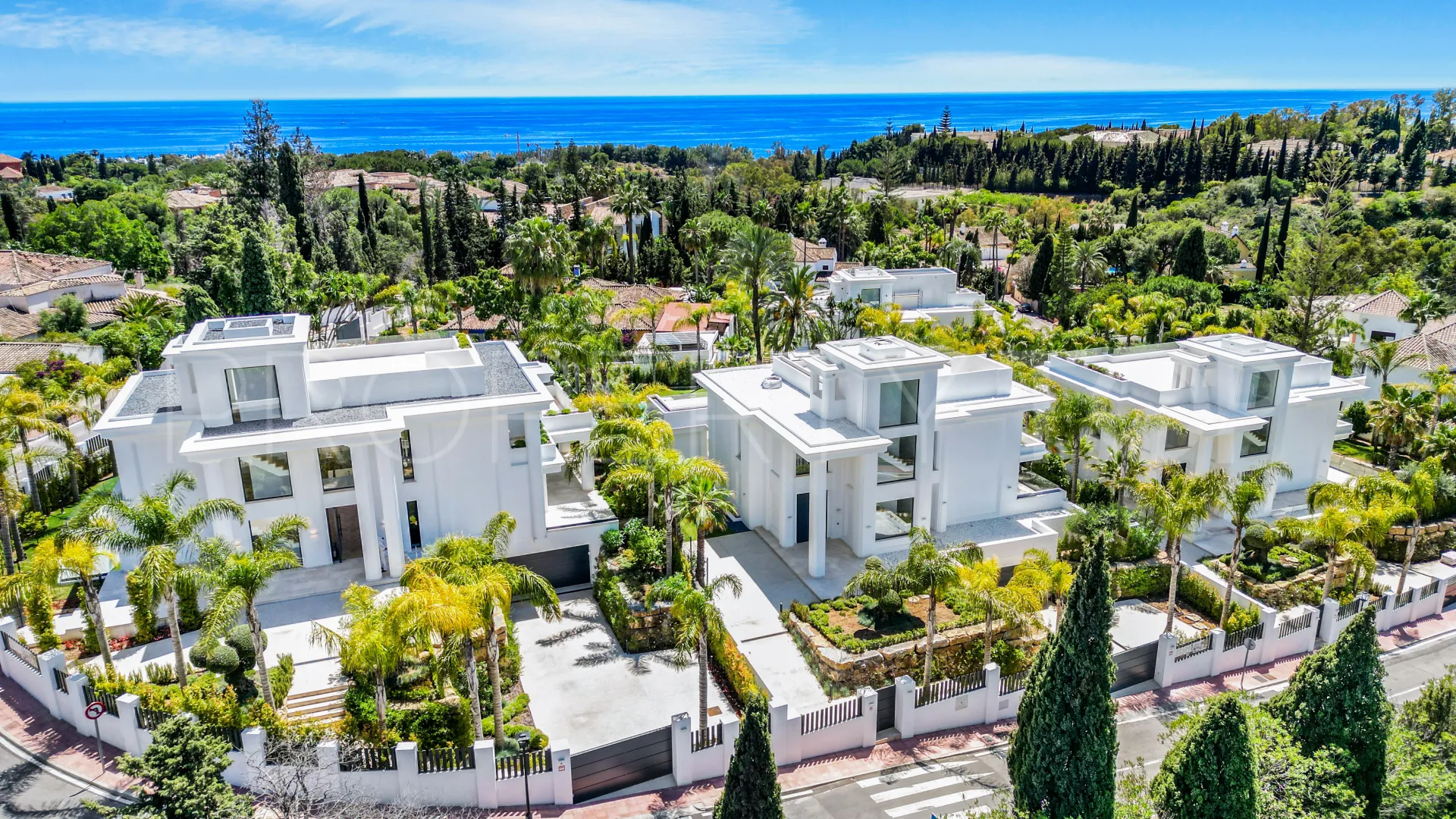 Marbella Golden Mile 6 bedrooms villa for sale