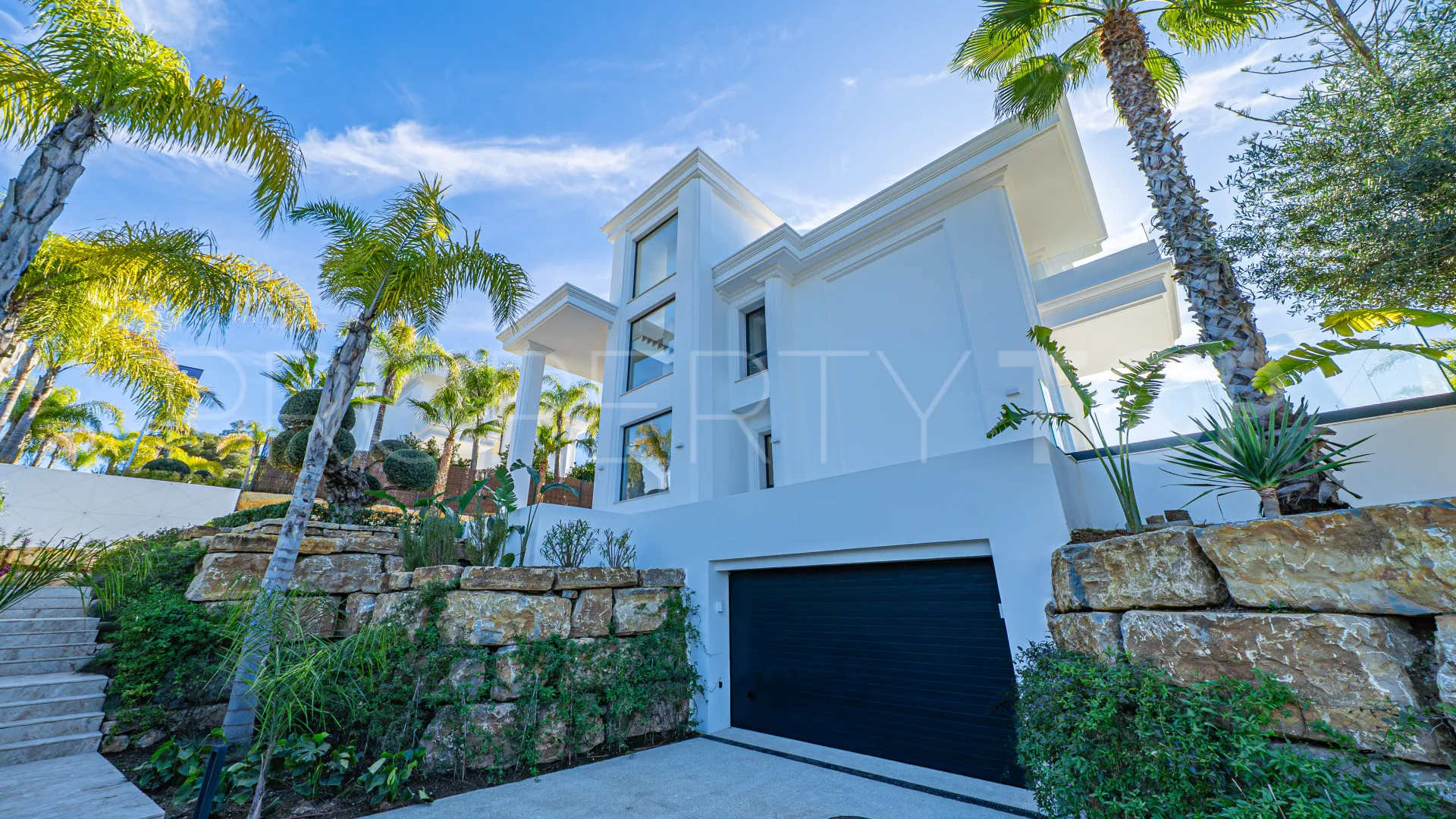 Marbella Golden Mile 6 bedrooms villa for sale