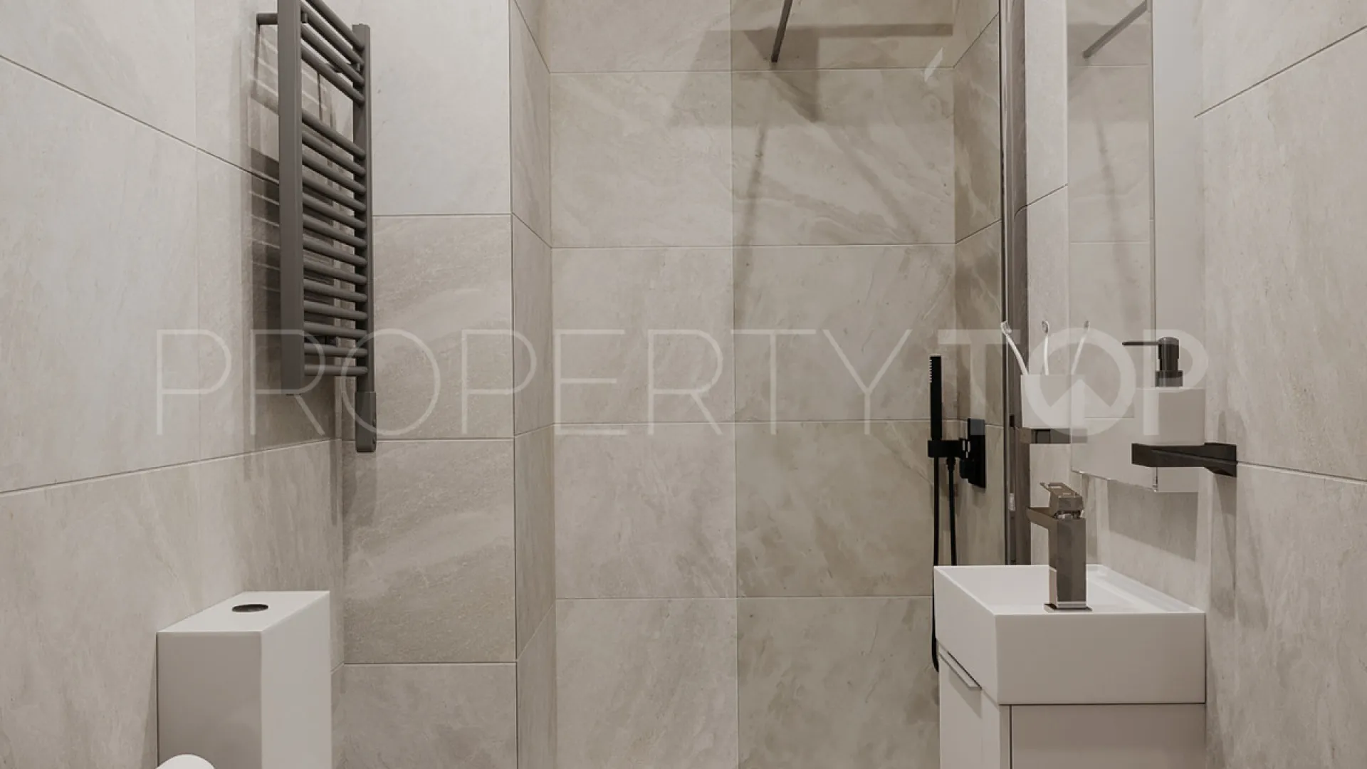 Apartment for sale in Malaga