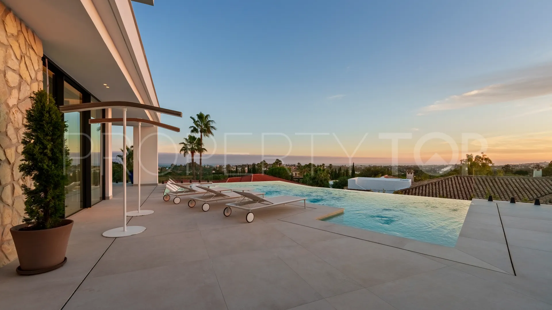 For sale La Quinta 5 bedrooms villa