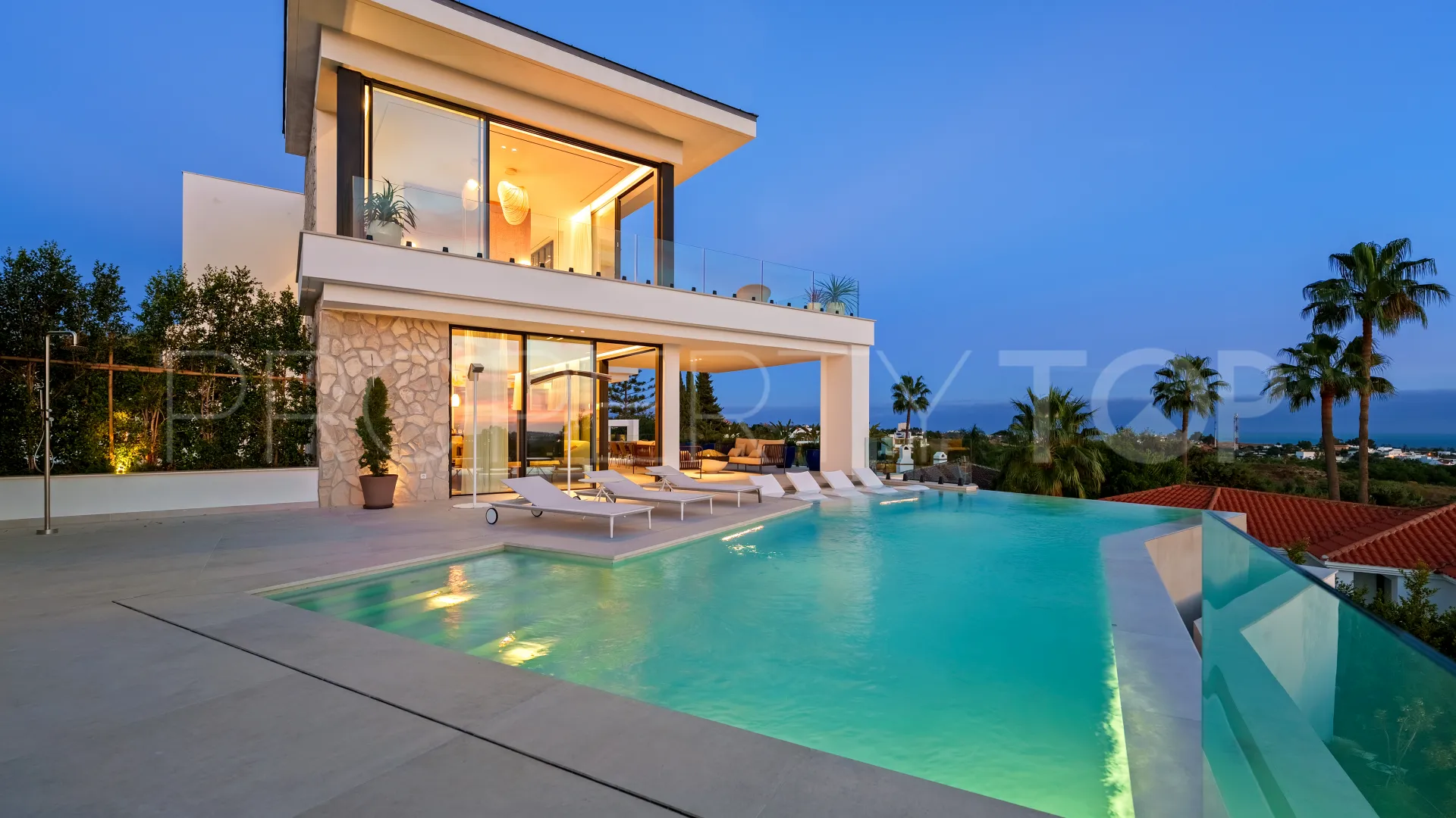 For sale La Quinta 5 bedrooms villa
