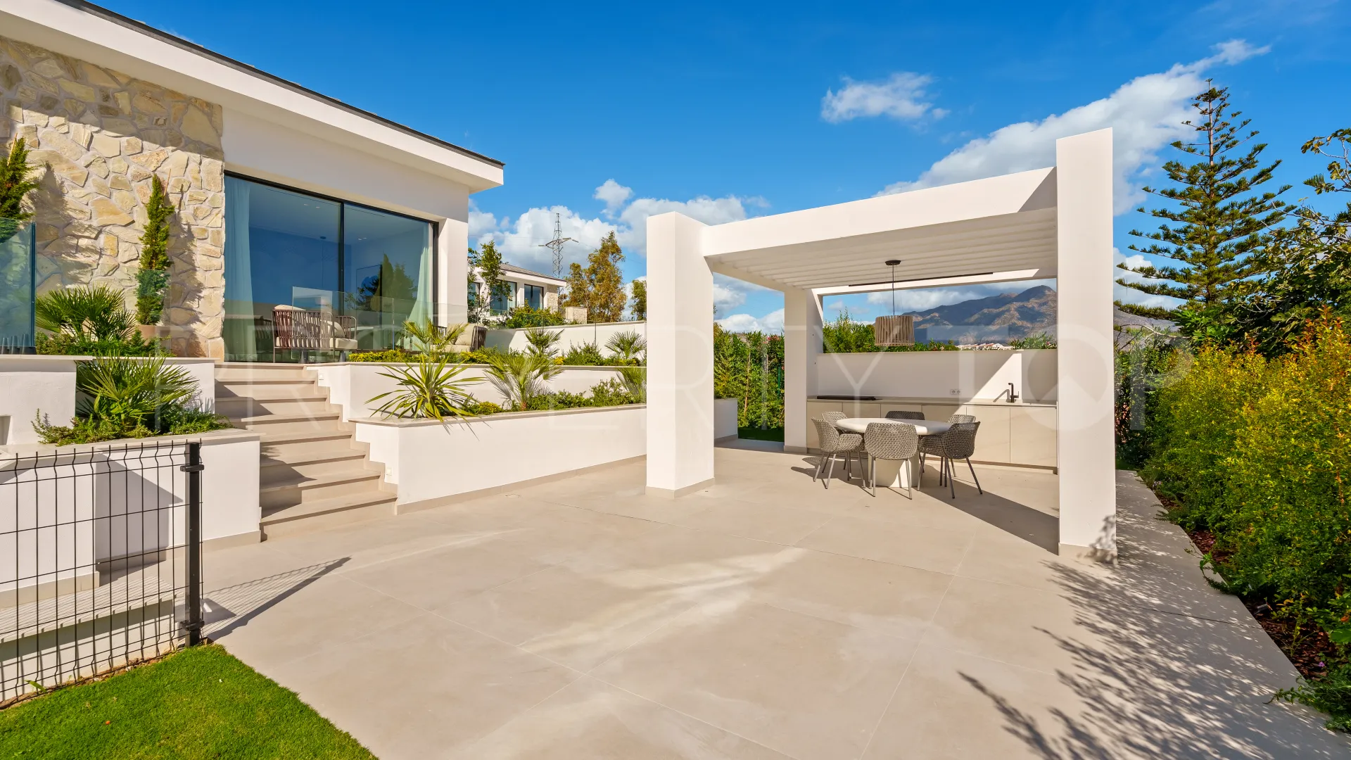 For sale La Quinta 5 bedrooms villa