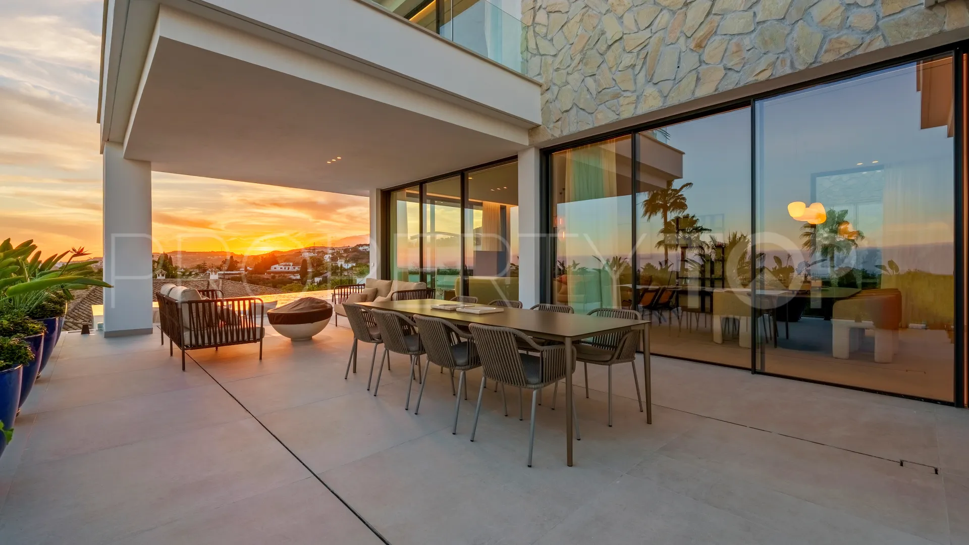 For sale La Quinta 5 bedrooms villa