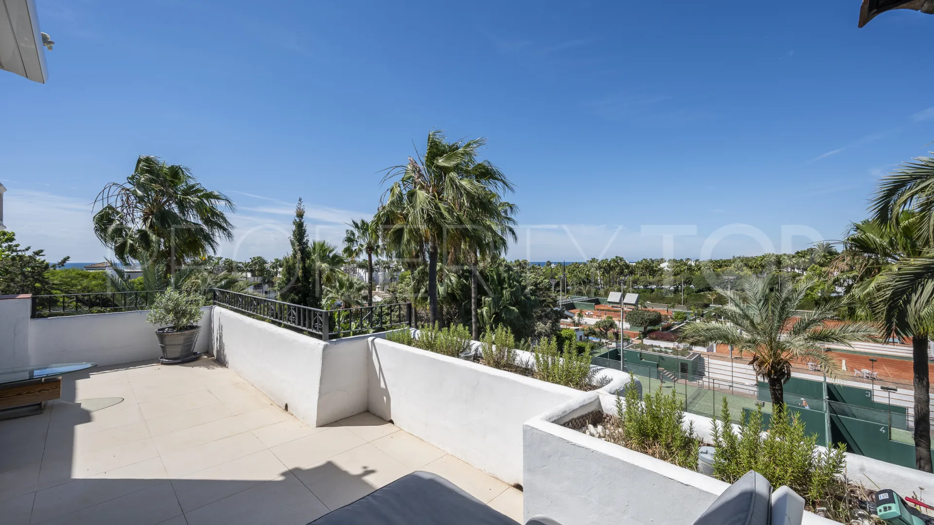 For sale Puente Romano duplex penthouse with 3 bedrooms