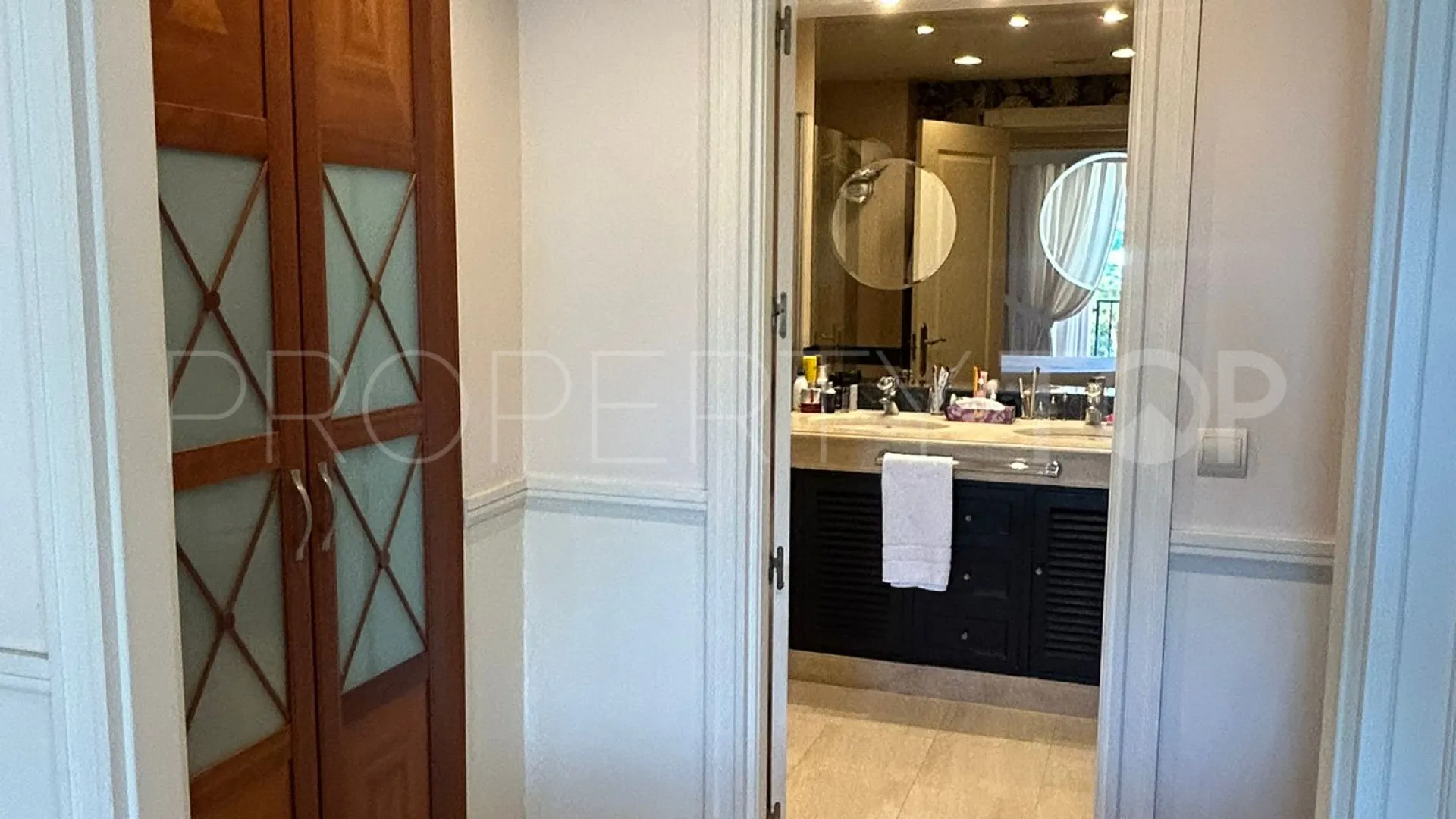 For sale Guadalpin Suites apartment with 2 bedrooms