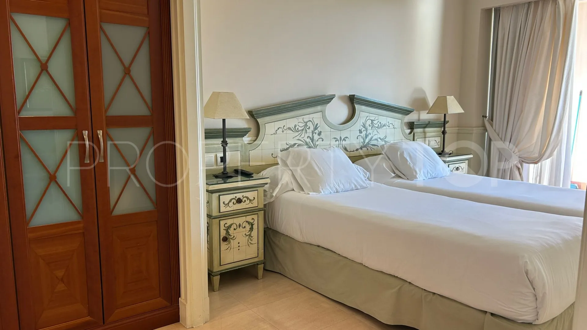 For sale Guadalpin Suites apartment with 2 bedrooms