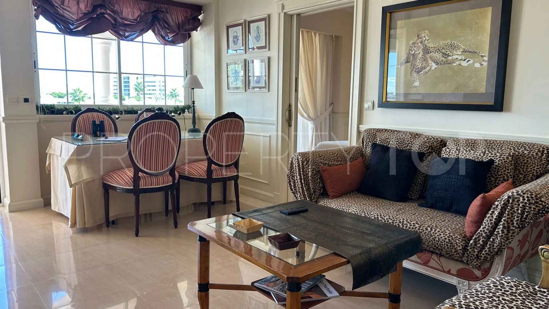 For sale Guadalpin Suites apartment with 2 bedrooms
