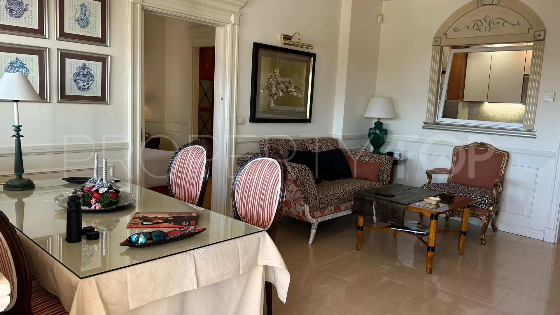 For sale Guadalpin Suites apartment with 2 bedrooms