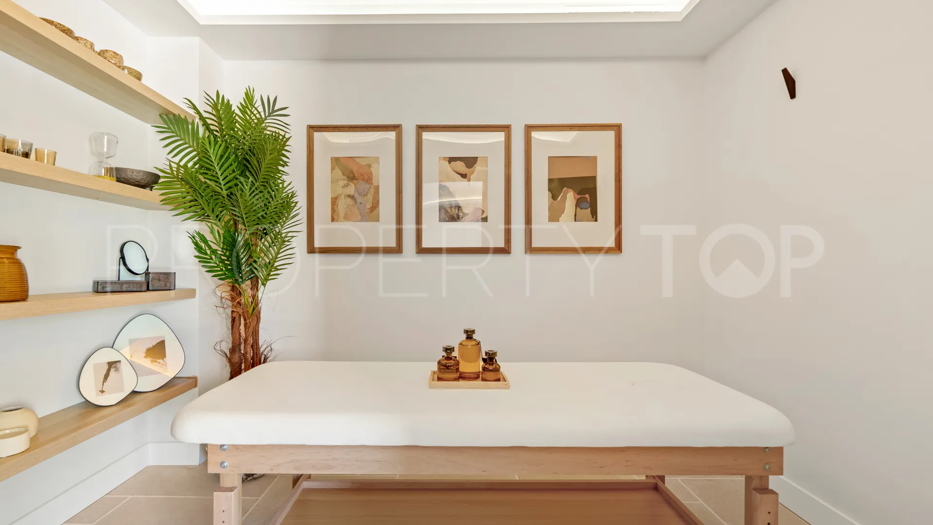Comprar villa en Nueva Andalucia con 6 dormitorios