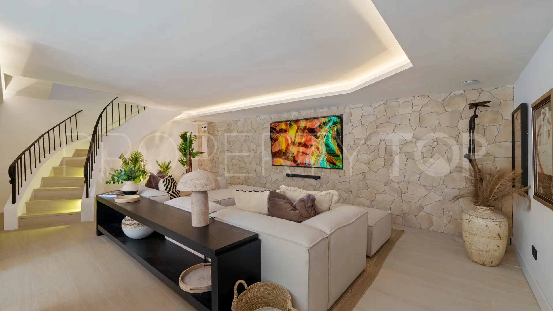 Comprar villa en Nueva Andalucia con 6 dormitorios
