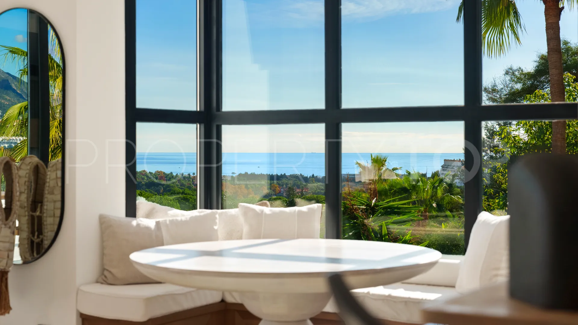 Comprar villa en Nueva Andalucia con 6 dormitorios