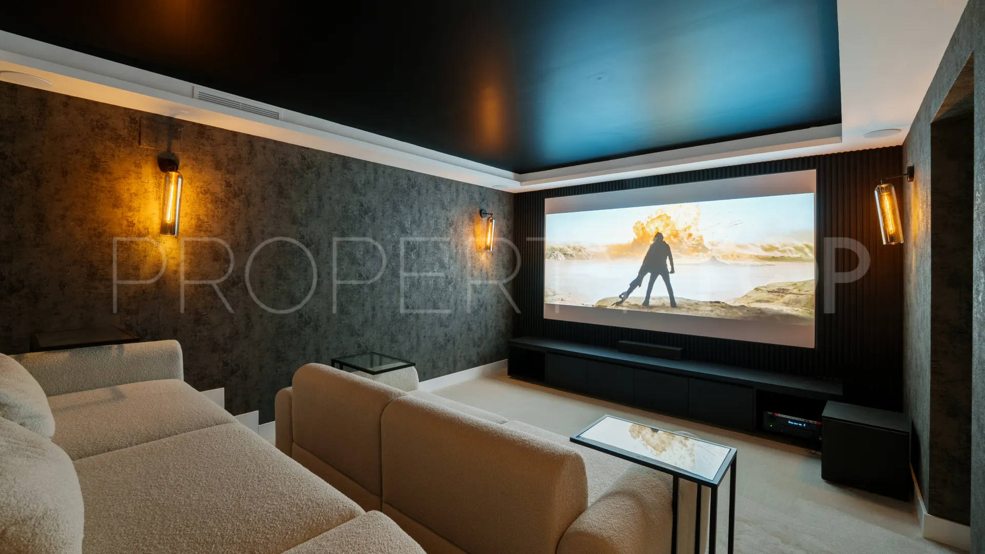 Comprar villa en Nueva Andalucia con 6 dormitorios