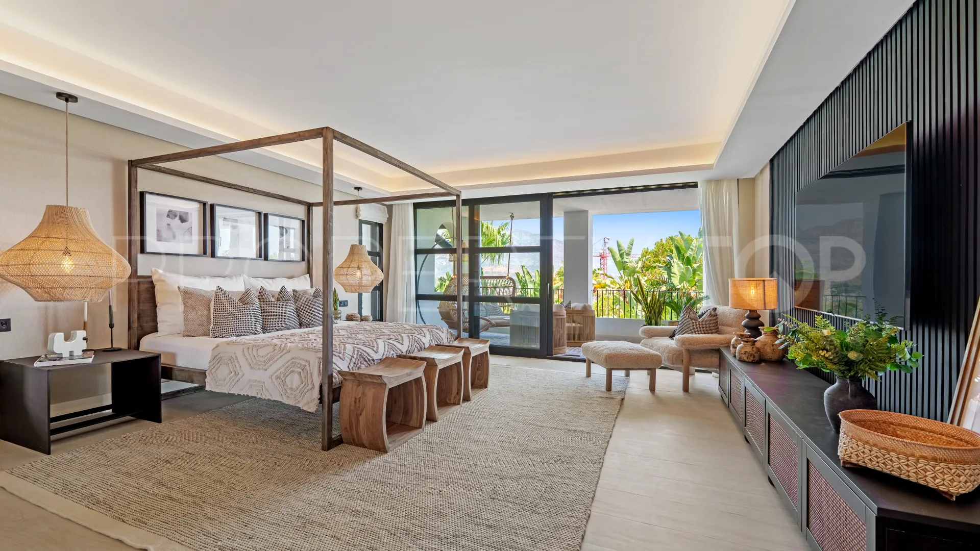 Comprar villa en Nueva Andalucia con 6 dormitorios