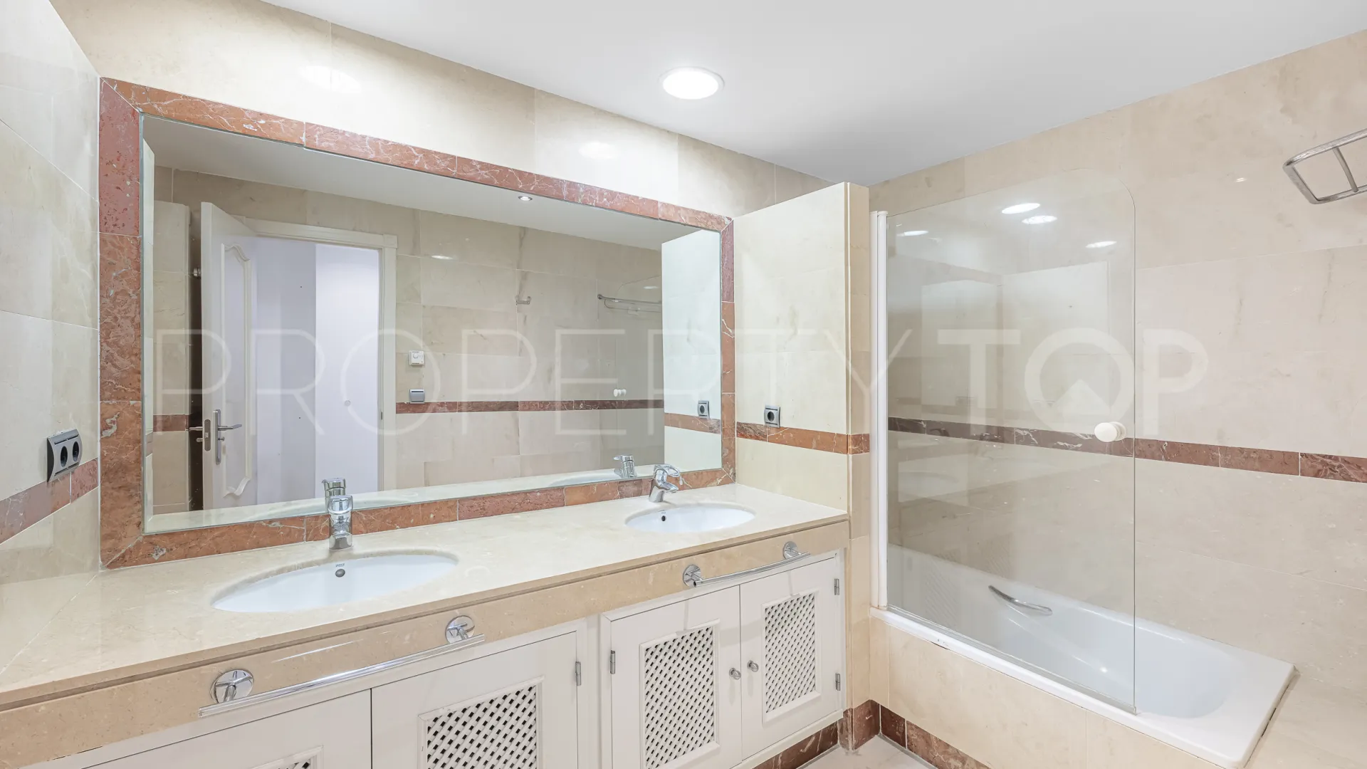 Apartamento en venta en Jardín del Mediterráneo