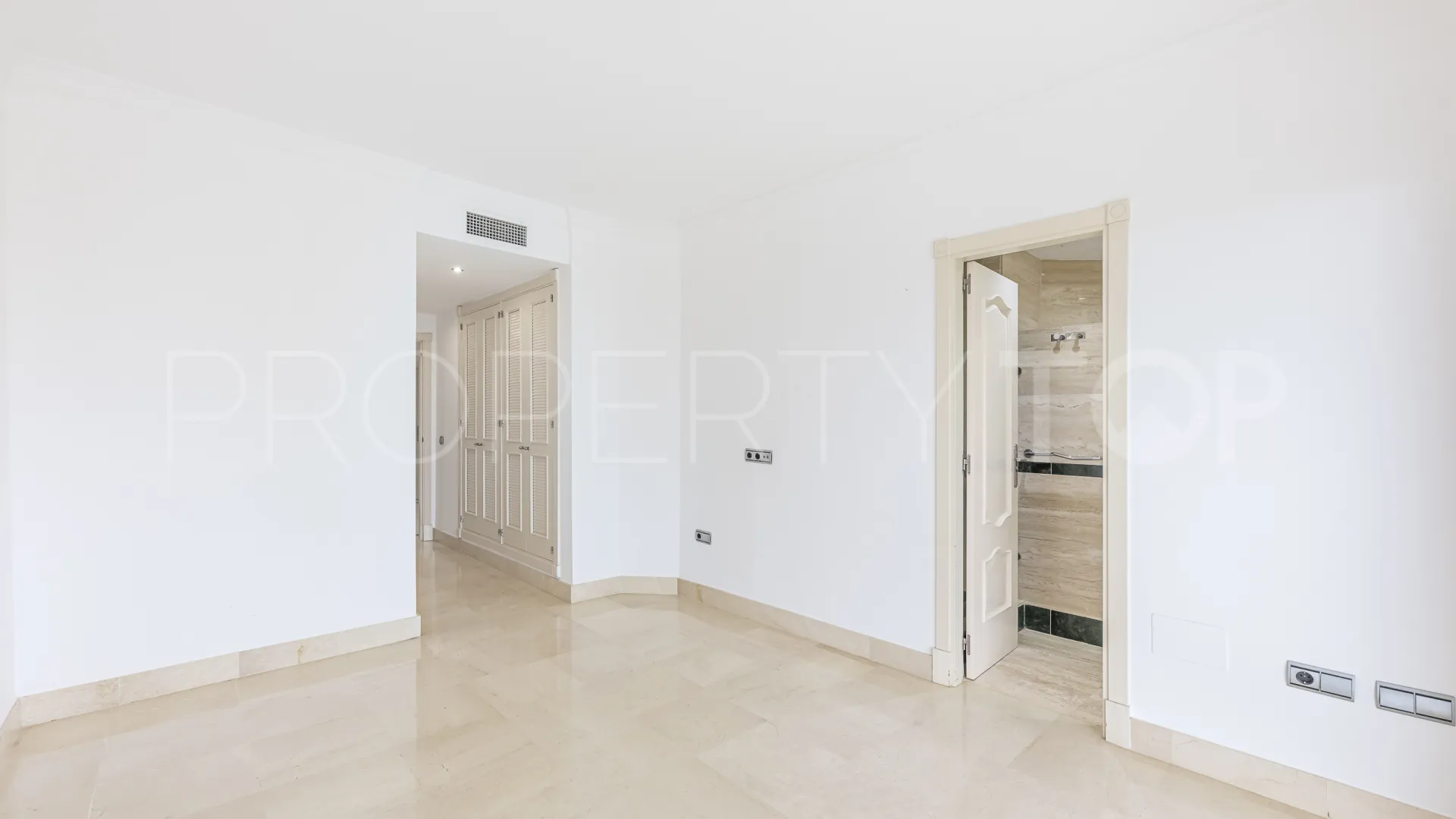 Apartamento en venta en Jardín del Mediterráneo