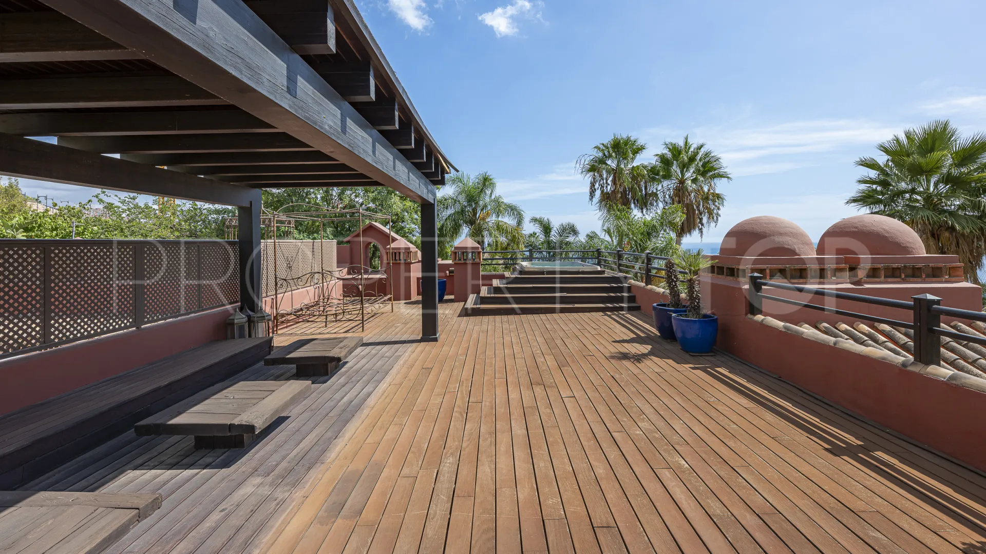 6 bedrooms villa for sale in Sierra Blanca