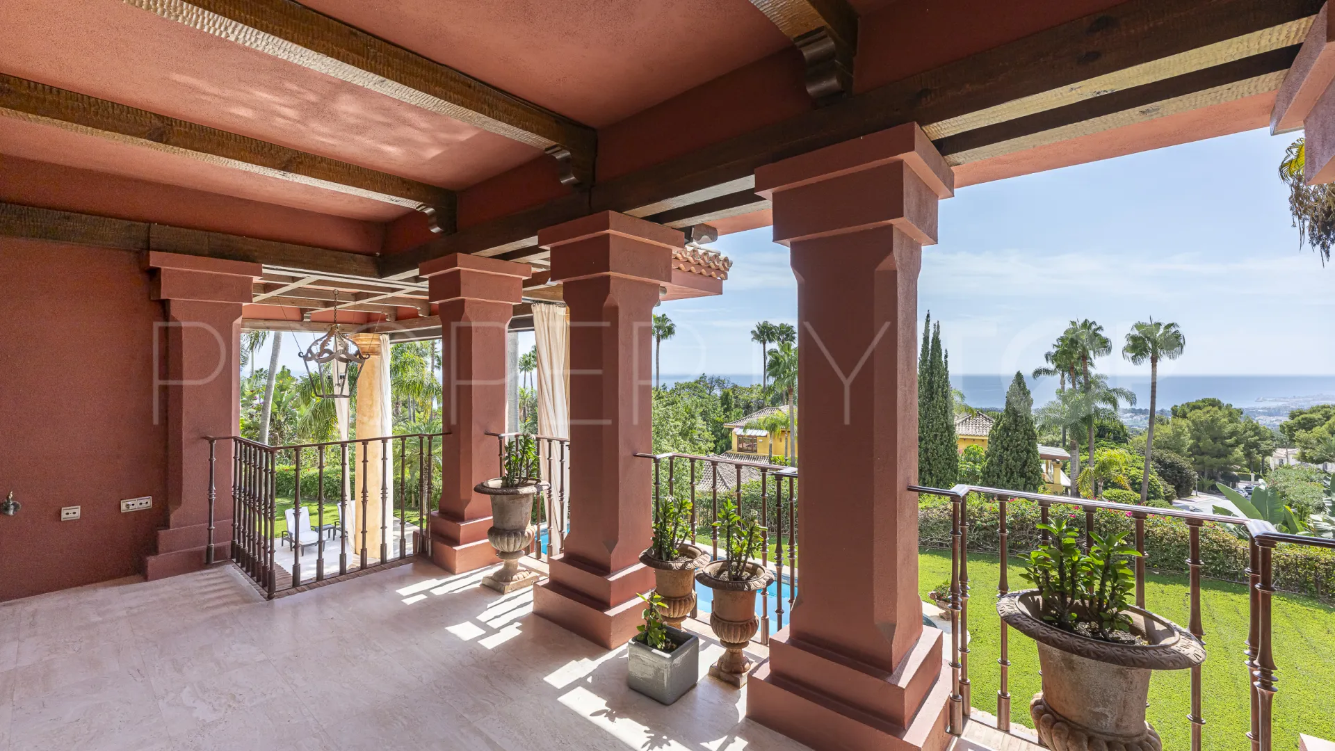6 bedrooms villa for sale in Sierra Blanca