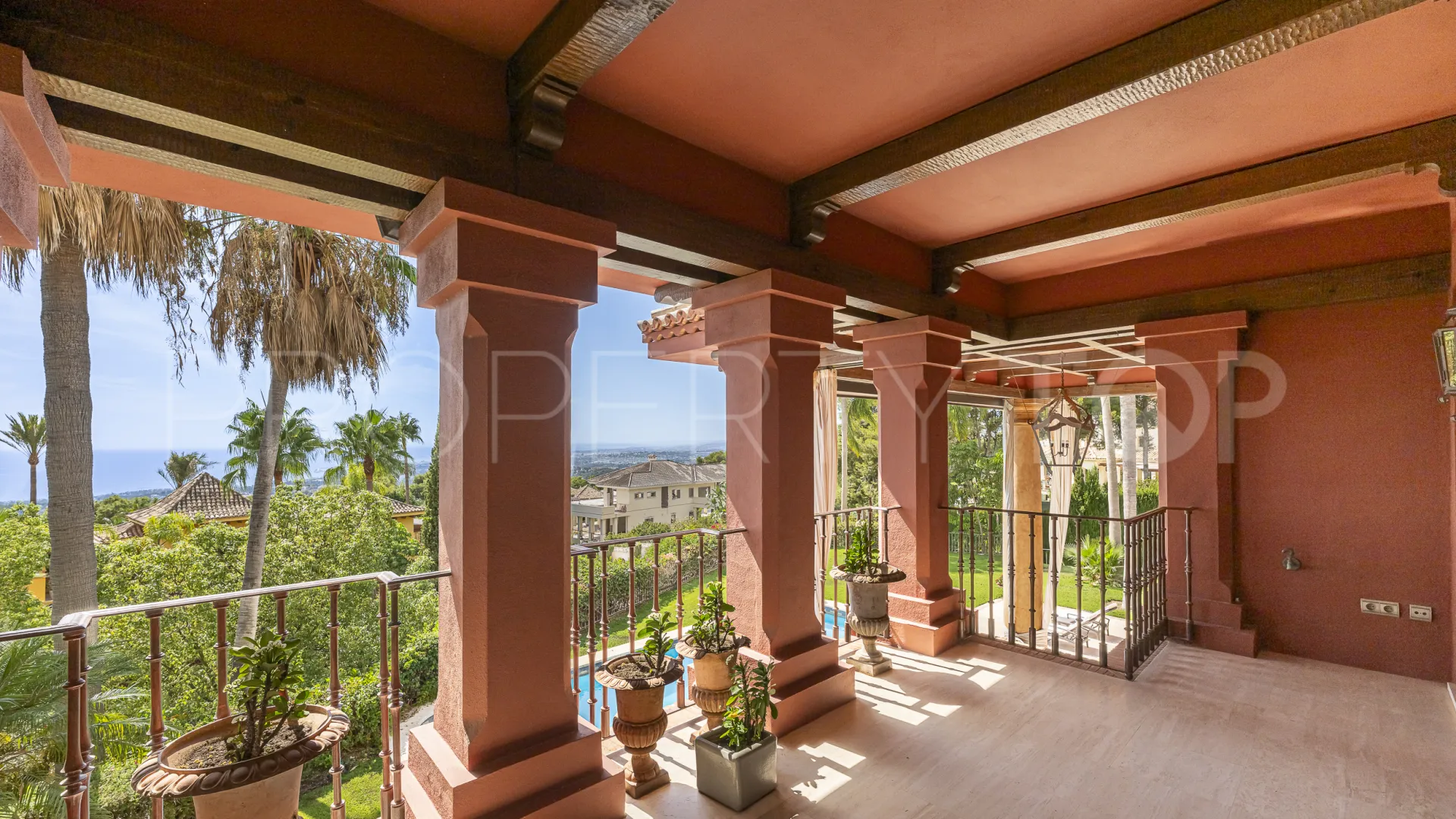 6 bedrooms villa for sale in Sierra Blanca