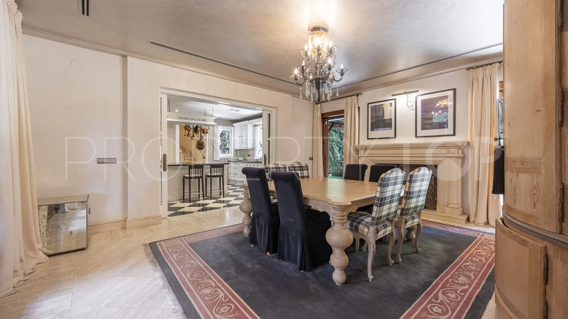 6 bedrooms villa for sale in Sierra Blanca