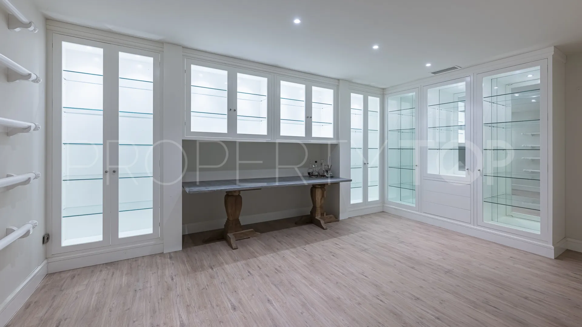 6 bedrooms villa for sale in Sierra Blanca