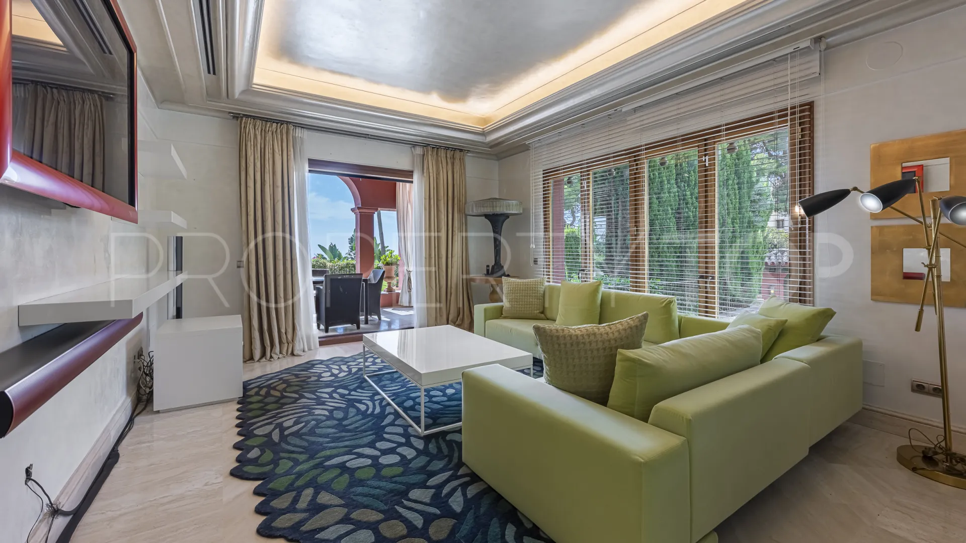 6 bedrooms villa for sale in Sierra Blanca