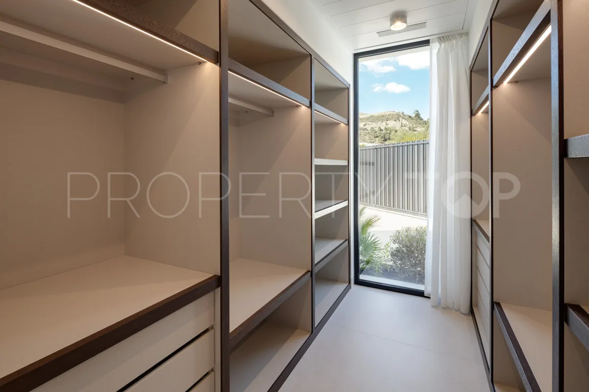 6 bedrooms La Quinta villa for sale