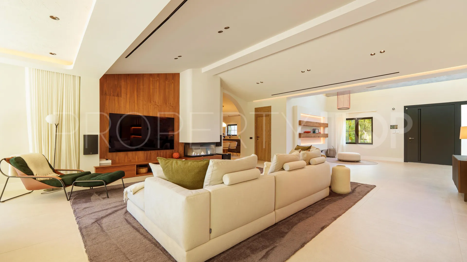 Villa en venta de 5 dormitorios en Marbella - Puerto Banus