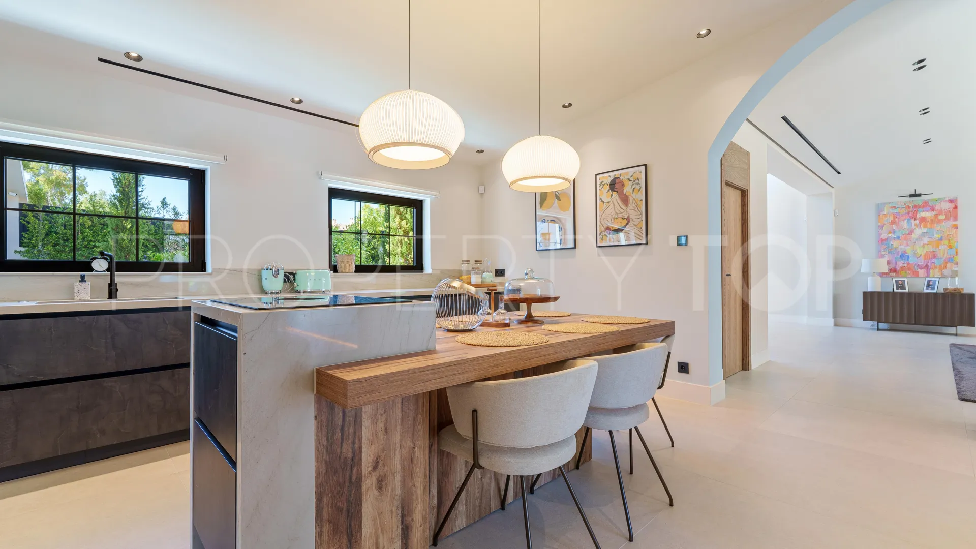 Villa en venta de 5 dormitorios en Marbella - Puerto Banus