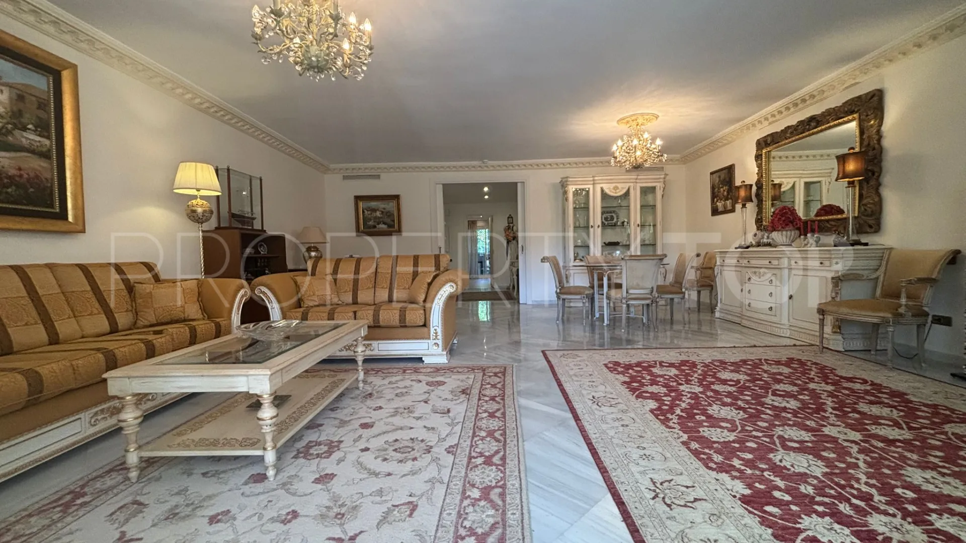 Buy apartment with 3 bedrooms in Don Gonzalo