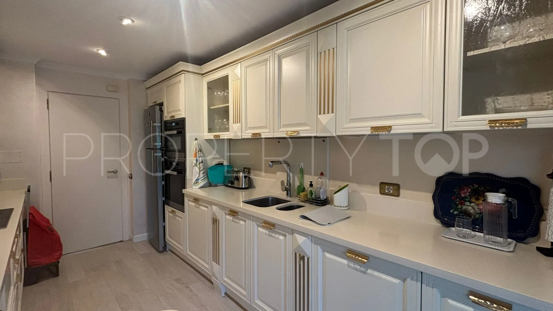 Buy apartment with 3 bedrooms in Don Gonzalo