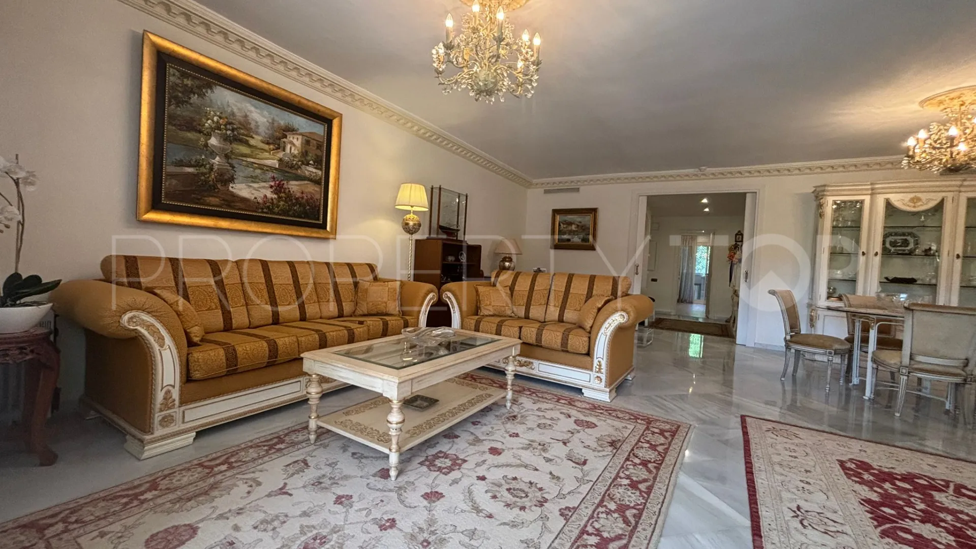 Buy apartment with 3 bedrooms in Don Gonzalo