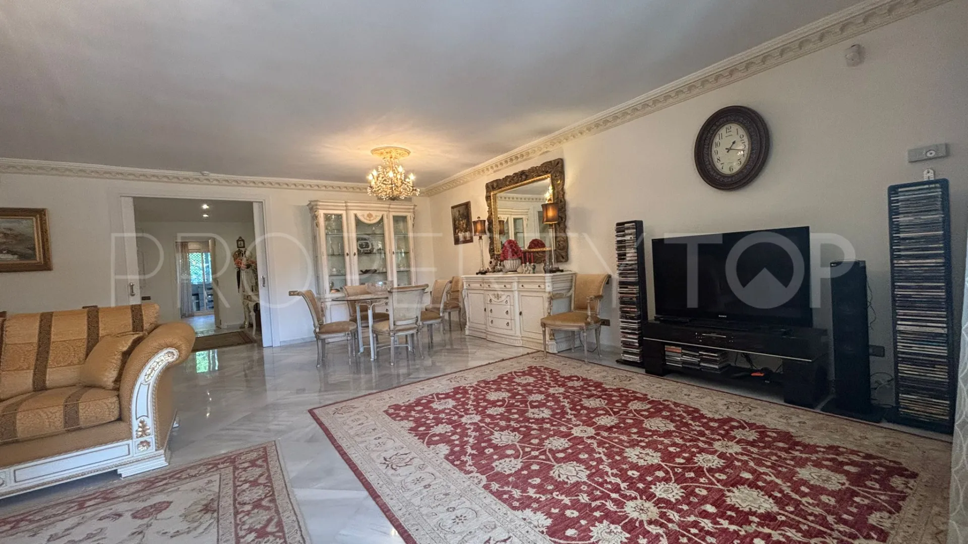 Buy apartment with 3 bedrooms in Don Gonzalo