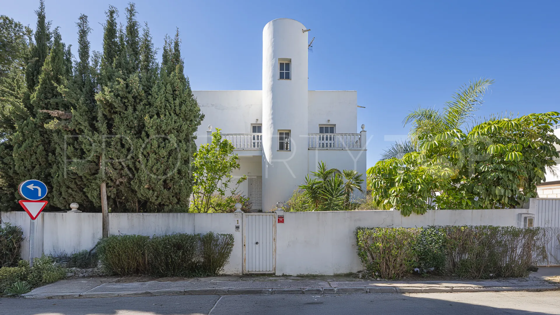 For sale villa in Altos del Rodeo
