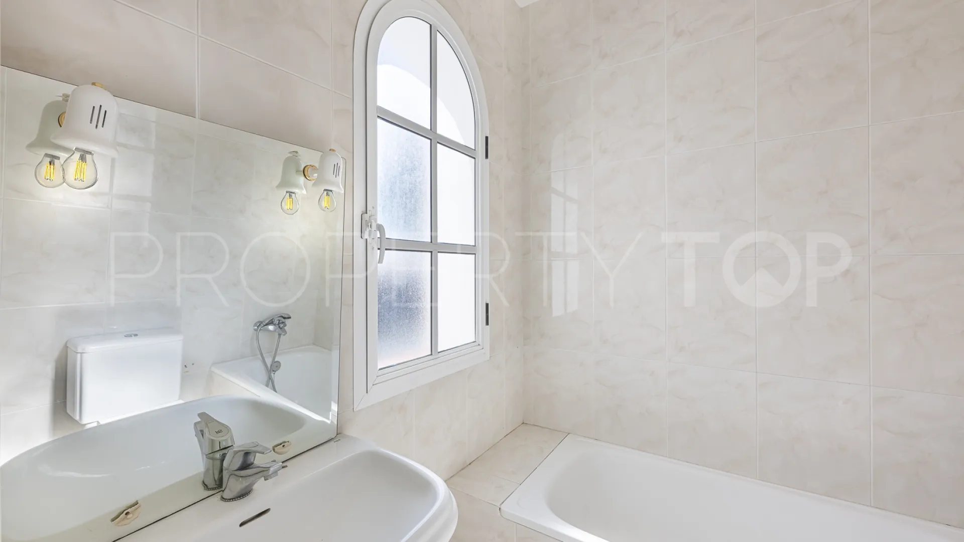For sale villa in Altos del Rodeo