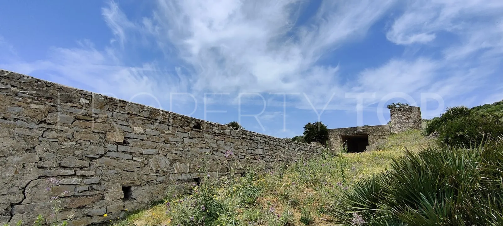 Finca a la venta en Tarifa