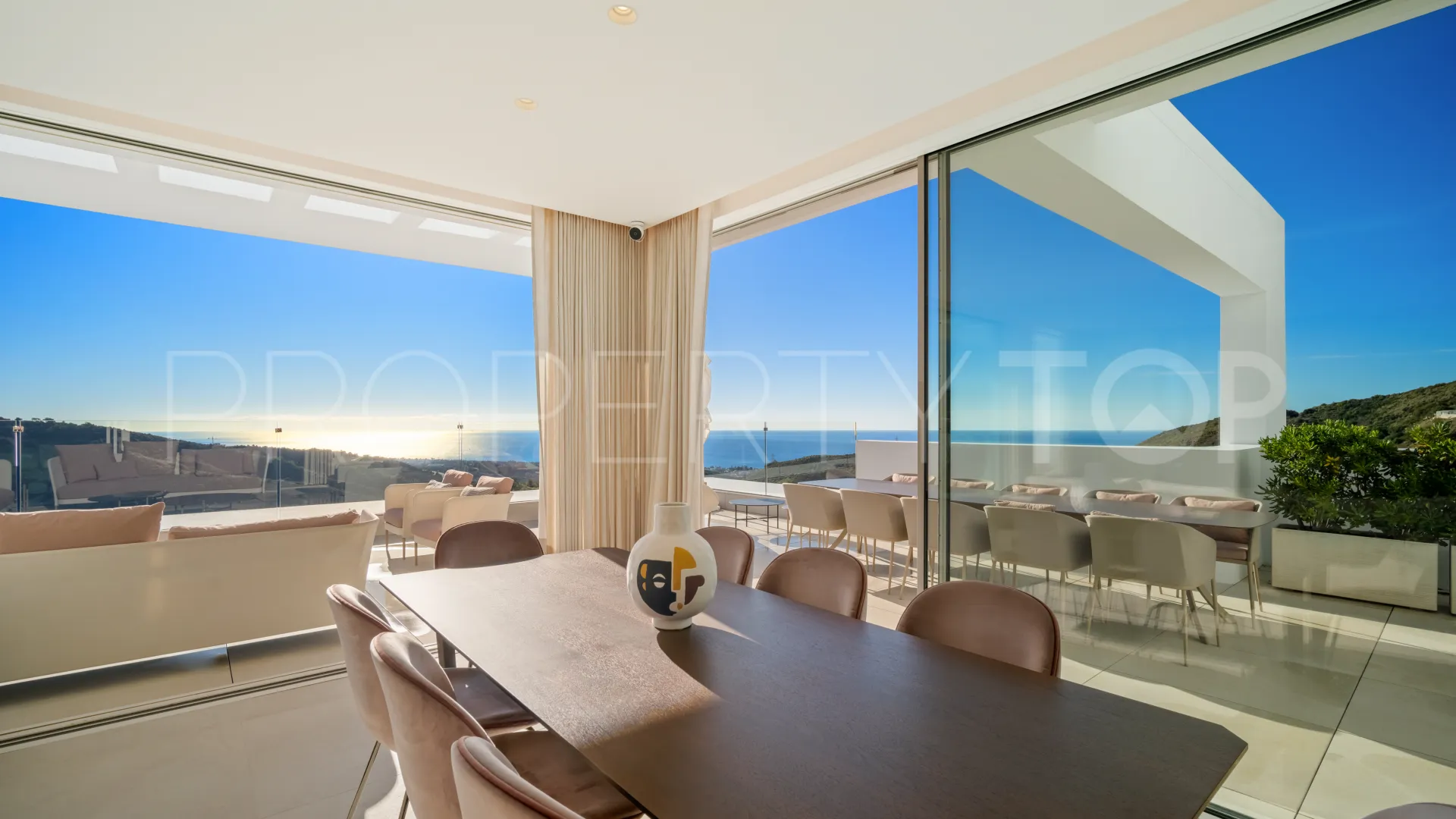 Buy Palo Alto penthouse