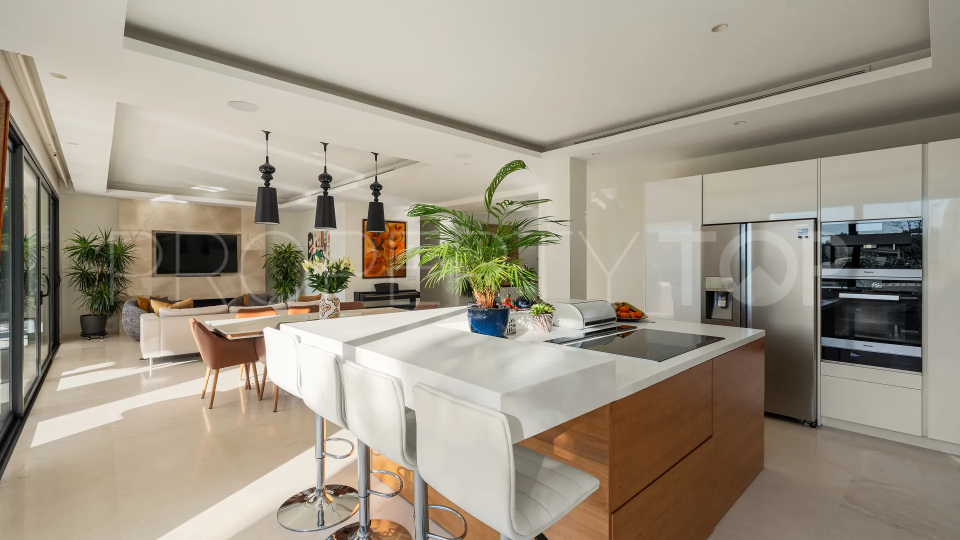 Villa in Los Olivos for sale
