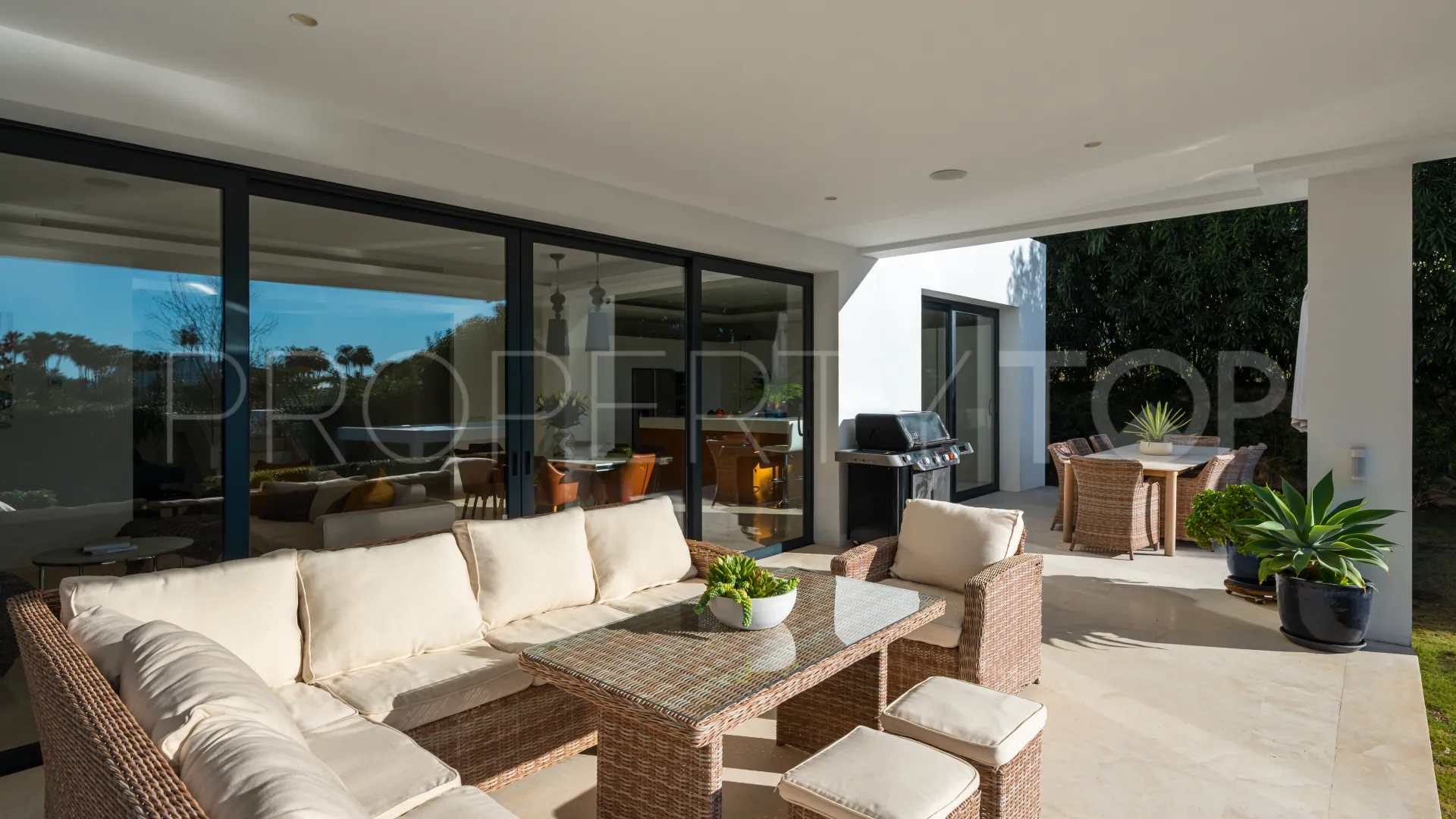 Villa in Los Olivos for sale