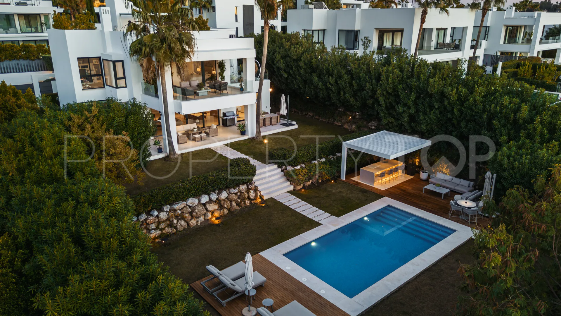 Villa in Los Olivos for sale
