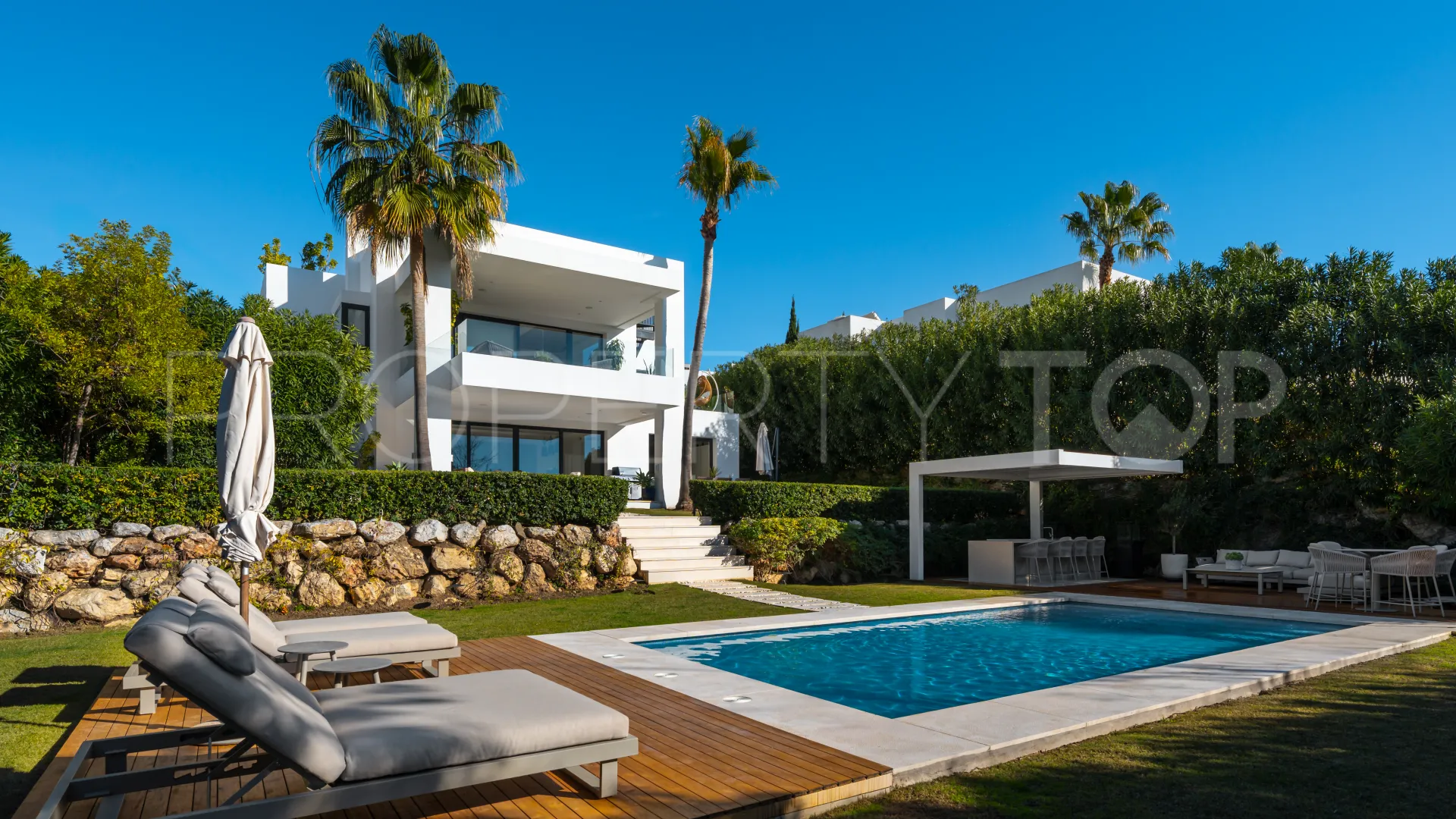 Villa in Los Olivos for sale