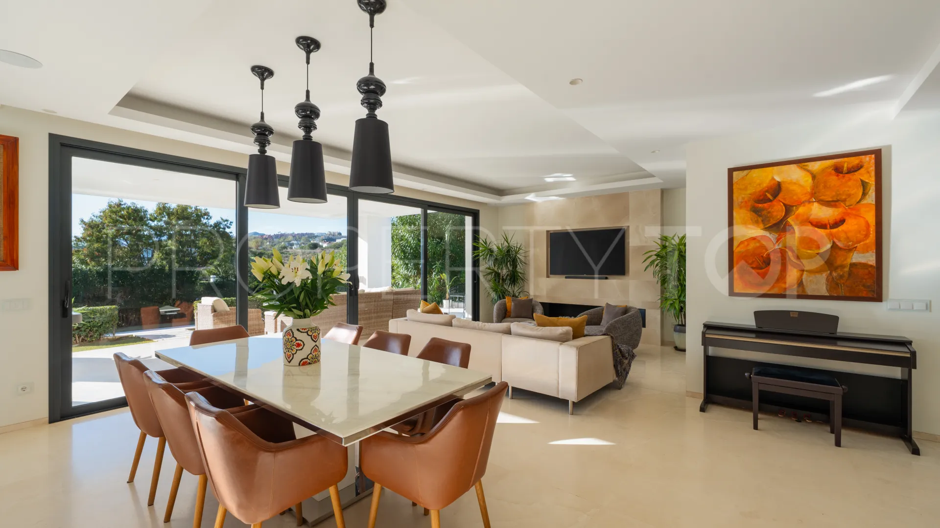Villa in Los Olivos for sale