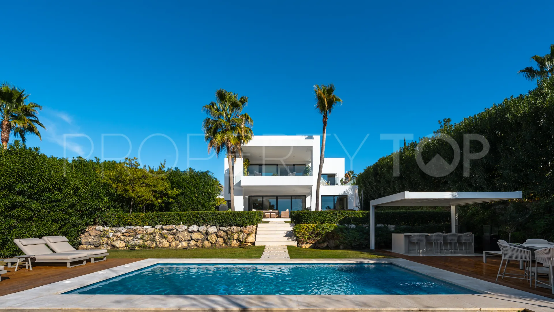 Villa in Los Olivos for sale