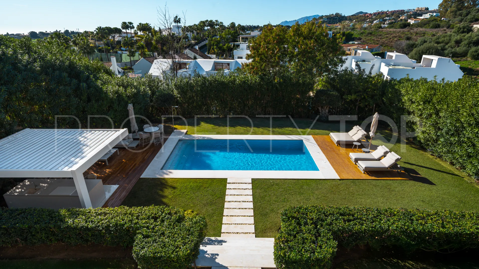 Villa in Los Olivos for sale