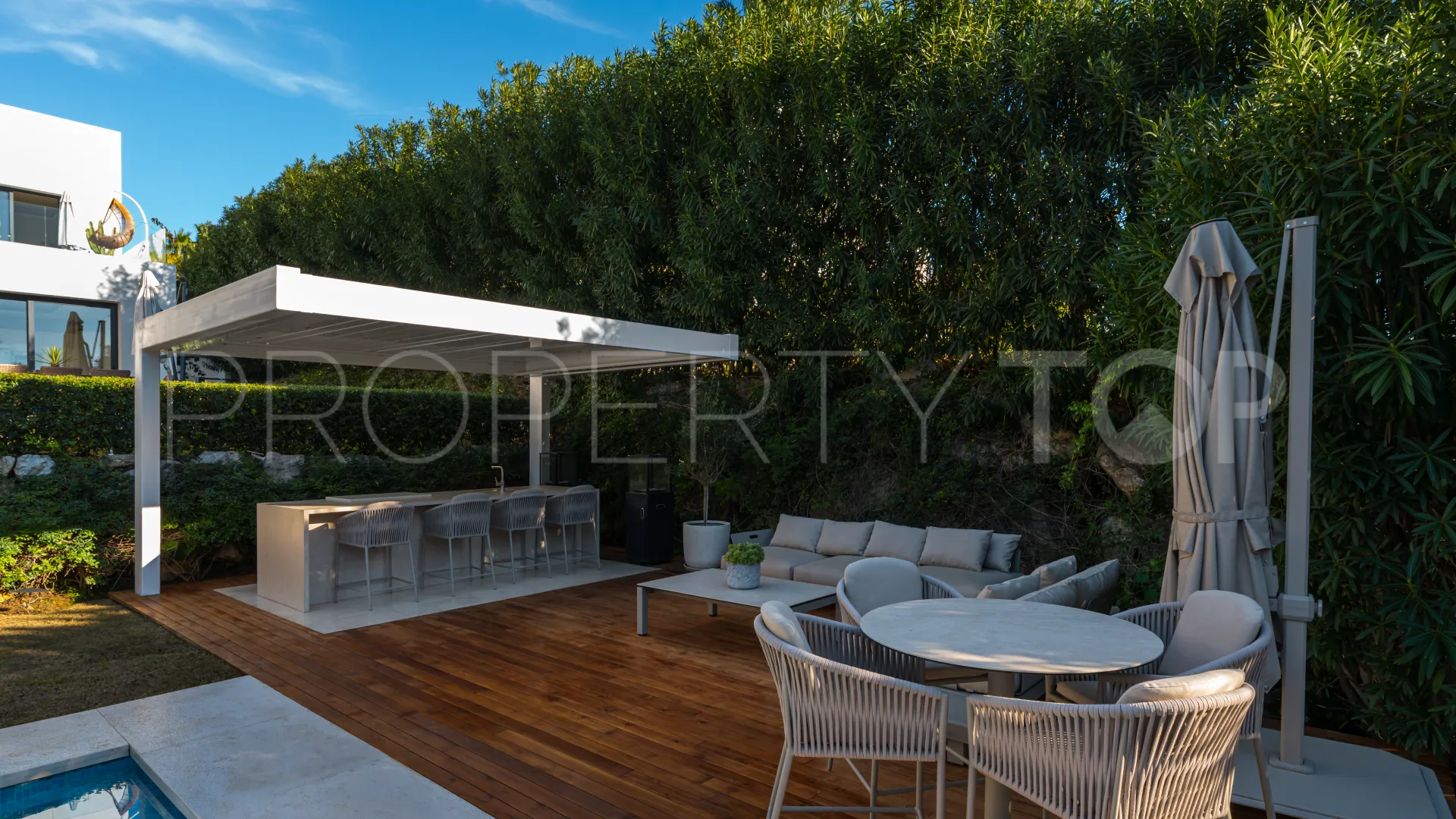 Villa in Los Olivos for sale